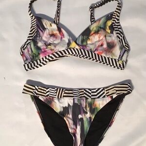 Sunseeker 2 piece bikini Tye Dye‎ with striped trim size 10